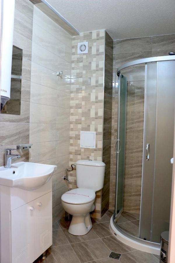 Къща За Гости Тони Zlatograd Exteriör bild