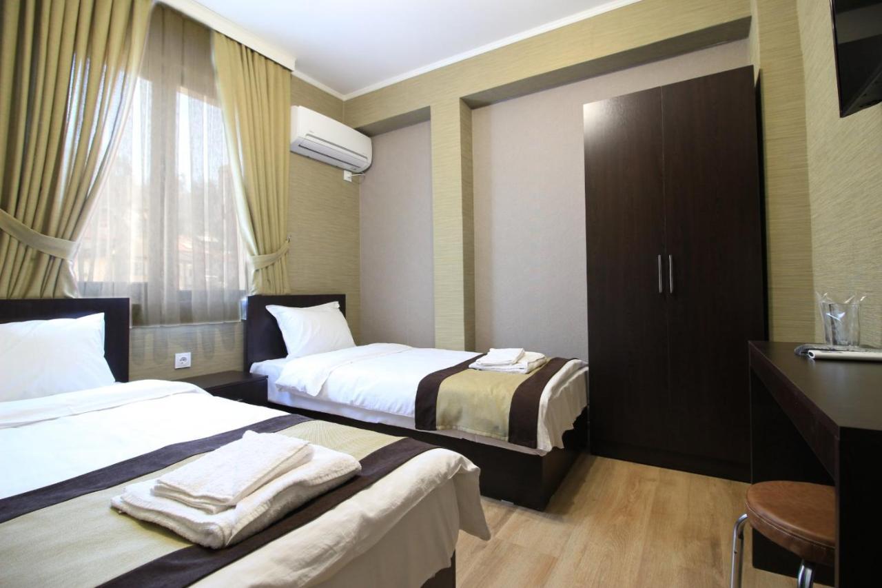 Къща За Гости Тони Zlatograd Exteriör bild